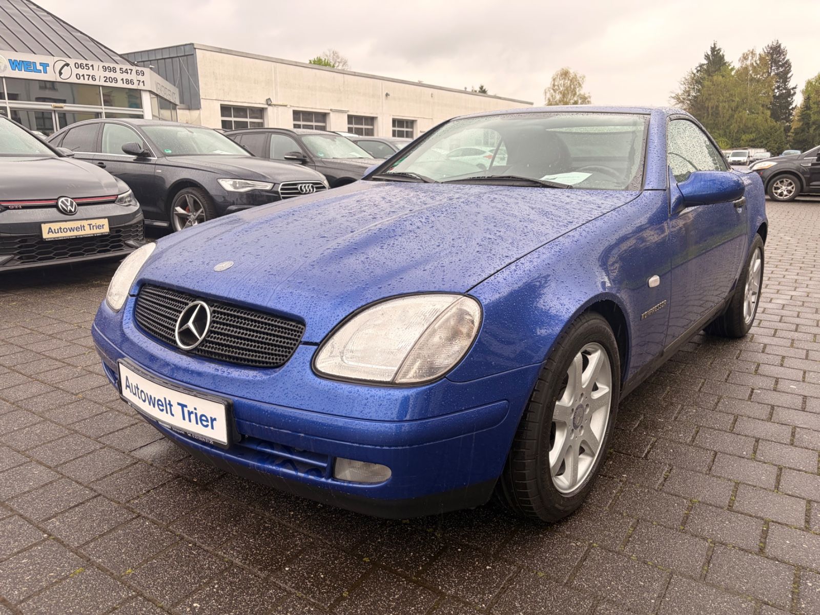 Mercedes-Benz SLK 230
