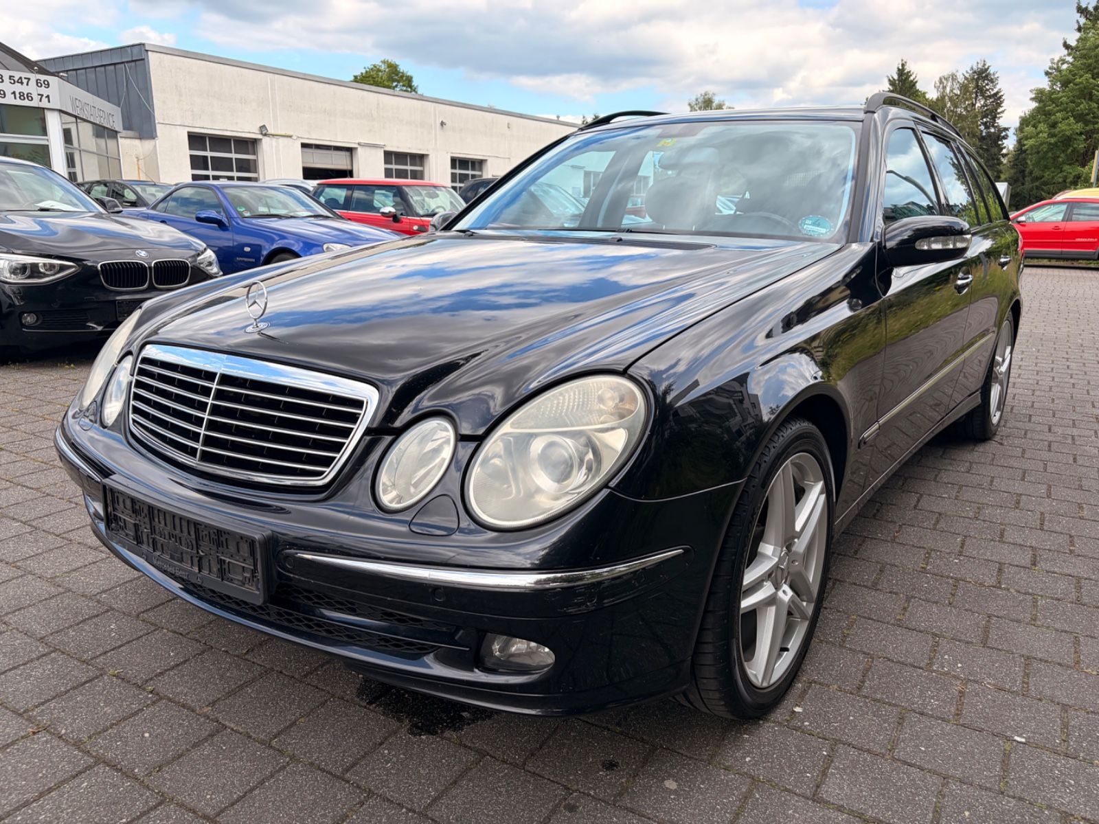 Mercedes-Benz E 200