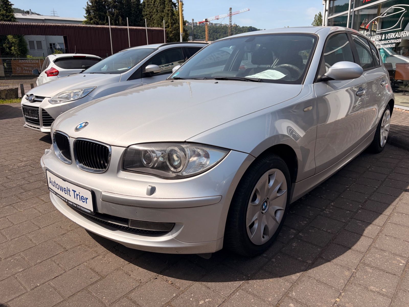 BMW 118
